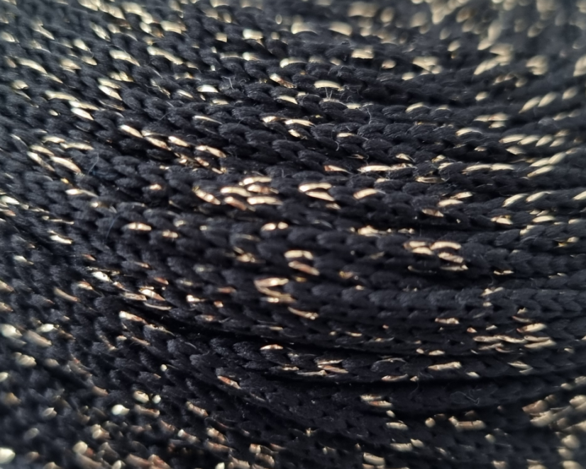 detail zlata
