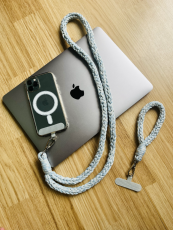 tempImage2tQEtLPhone strap - Bledě modrá - komplet
