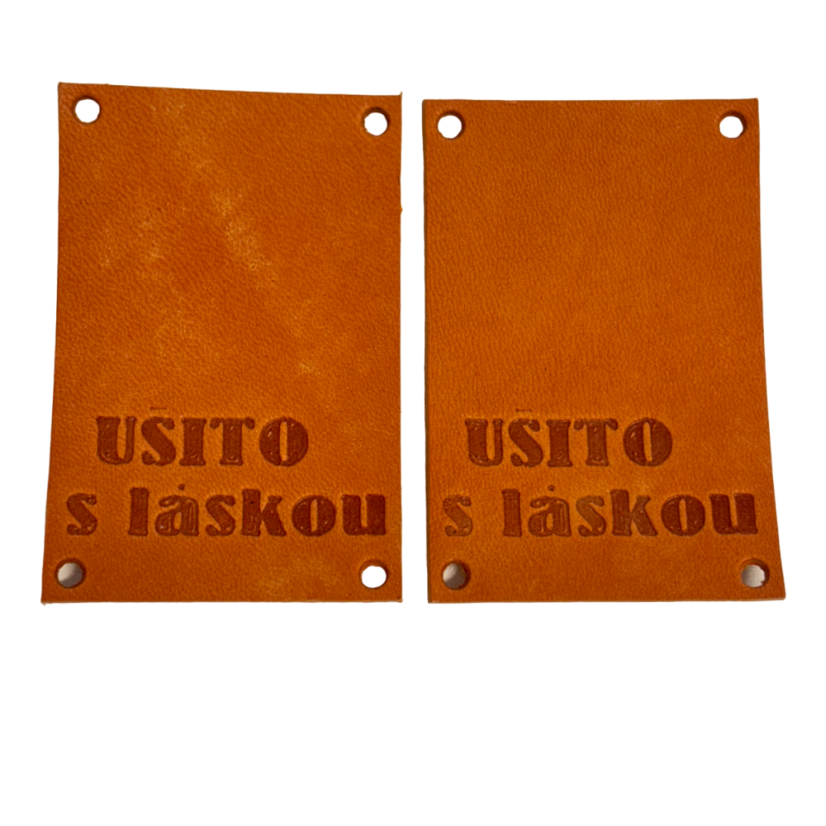 Cedulka kožená 60x40mm UŠITO S LÁSKOU (Barva Capuccino)